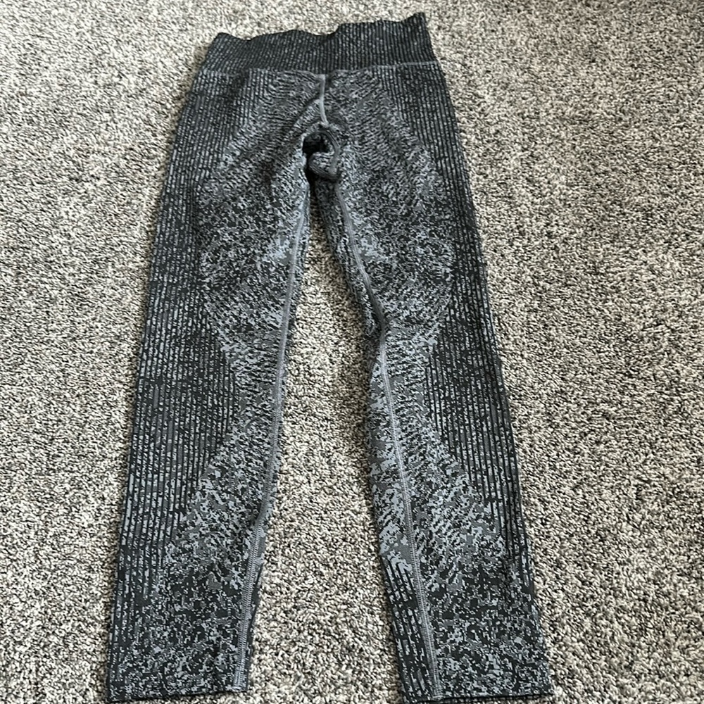 Lululemon wunder under thicker leggings